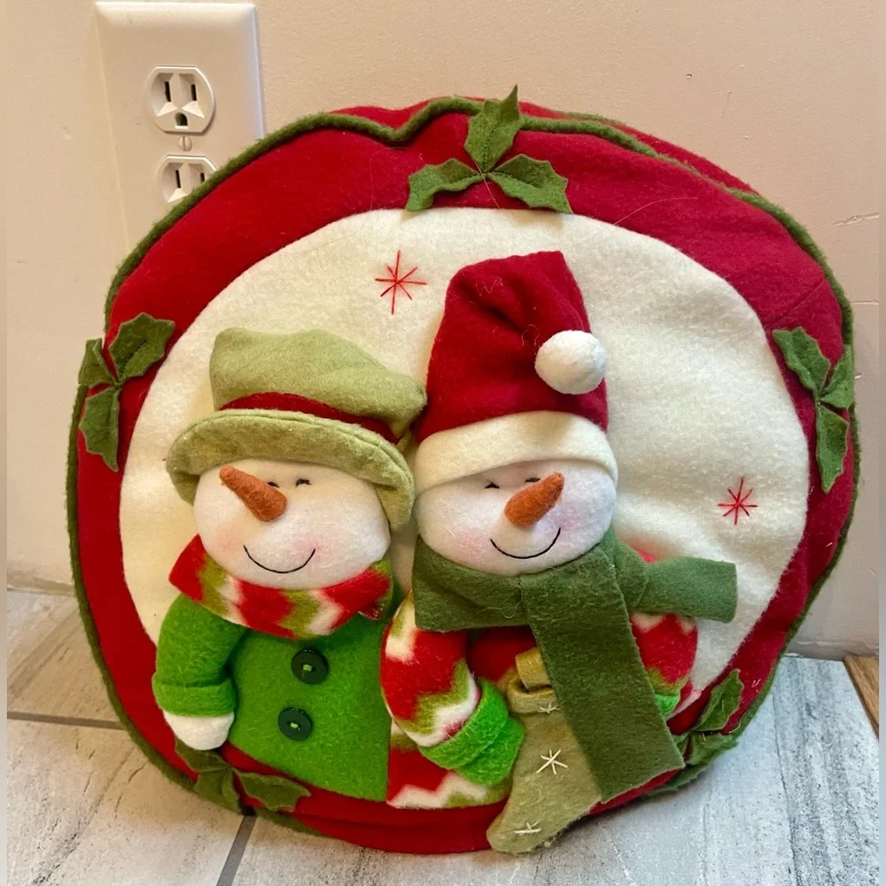 Snowman Decorative Round Pillow